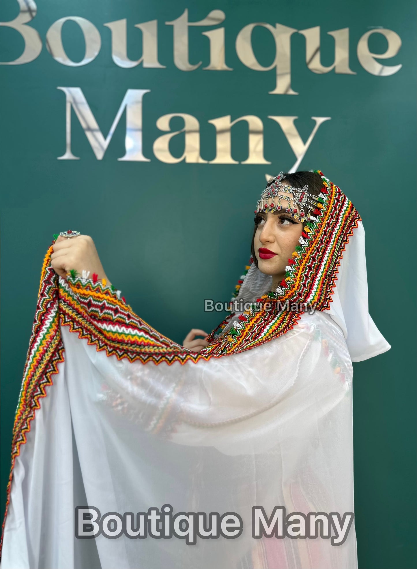 Robe kabyle moderne Thileli