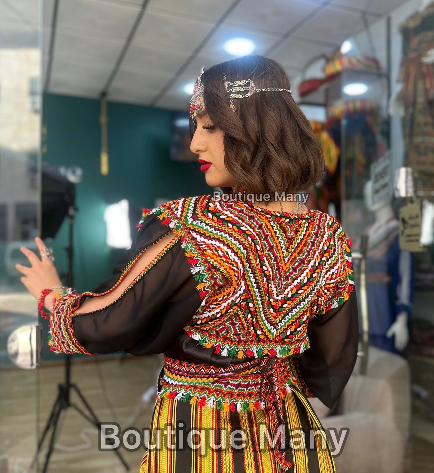 Robe kabyle moderne Thileli