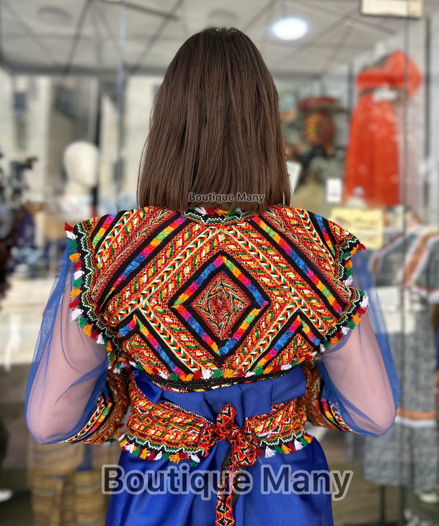 L Robe kabyle moderne Mima